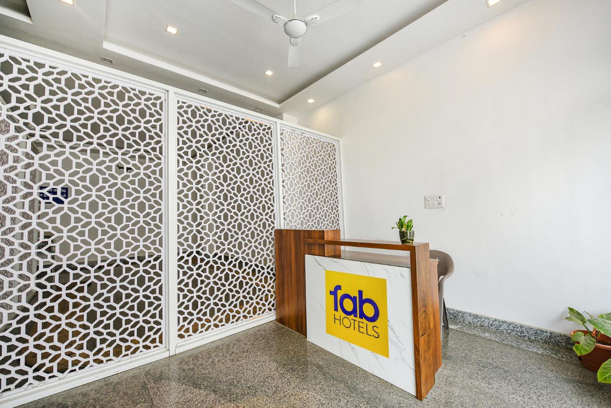 Fabhotel Jaswinder Bhawan Haridwār Екстериор снимка